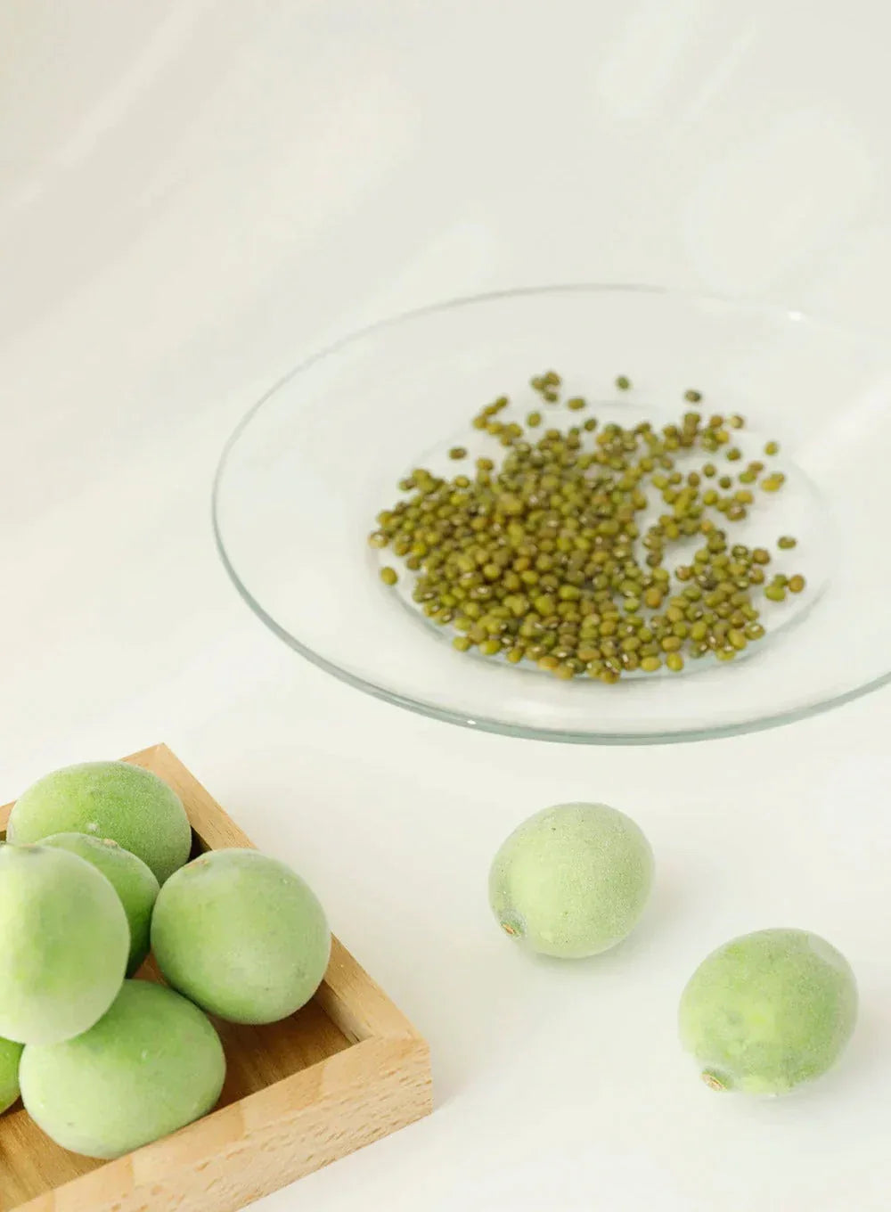 Green Plum Refreshing Cleanser 100 ml. - Namü 나무