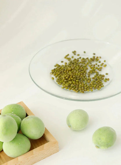 Green Plum Refreshing Cleanser 100 ml. - Namü 나무