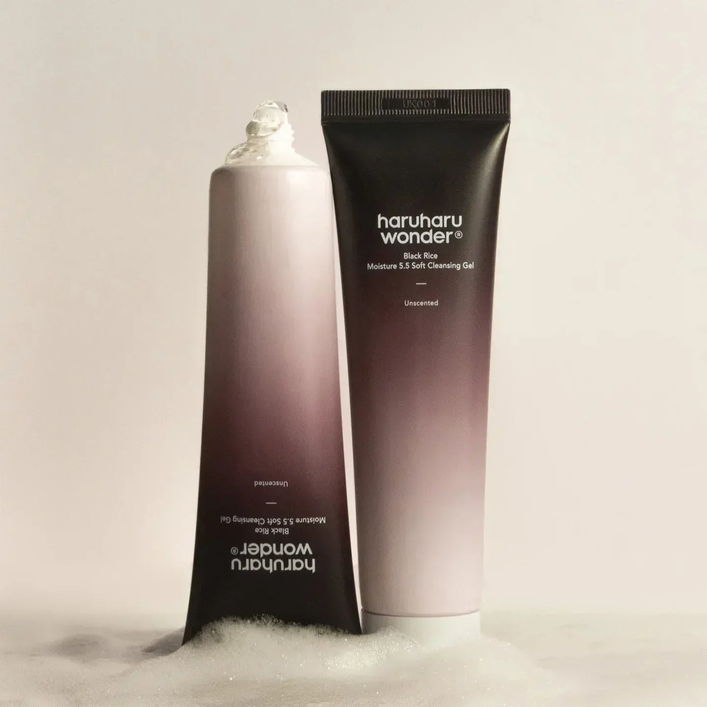 Black Rice Moisture 5.5 Soft Cleansing Gel 100 ml. - Namü 나무